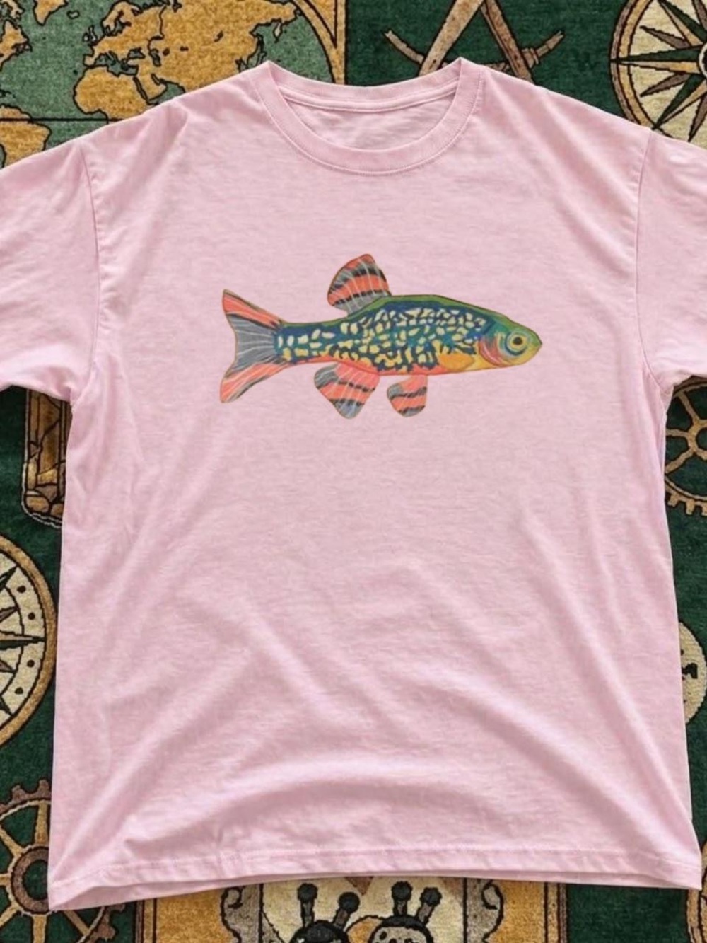 Gildan Light Pink T-Shirt with Colorful Fish Graphic